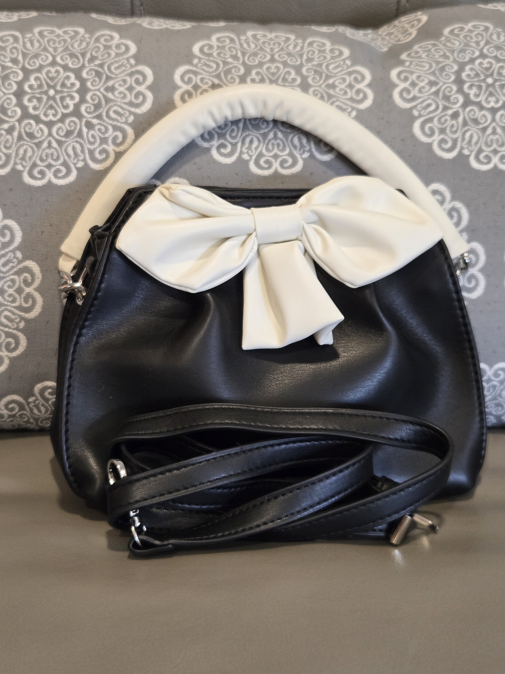 Handbag - Black With White Bow Accent And White Top-Handle